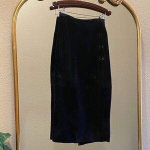 Margo’s Vintage Suede Elegant Black Wrap Skirt Size 4